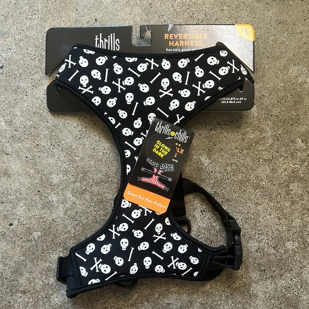 Thrills & Chills Reversible Glow in the Dark Halloween Harness Skulls SMALL